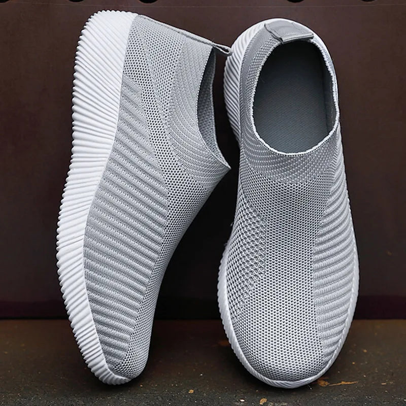 Women’s Breathable Flat Sneakers – Lightweight Elastic Casual Shoe